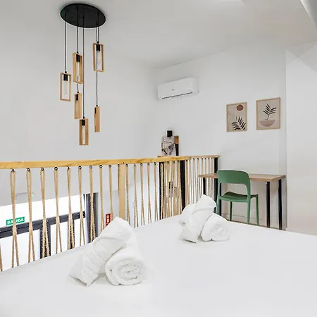 Marie Curie Flats, Lovely Duplex 2 Apartment Valencia