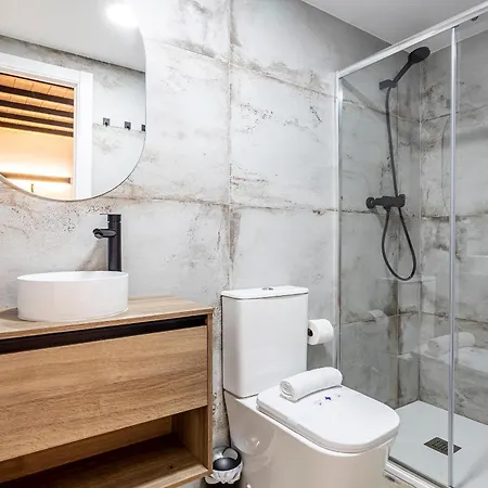 Marie Curie Flats, Lovely Duplex 2 Apartamento *